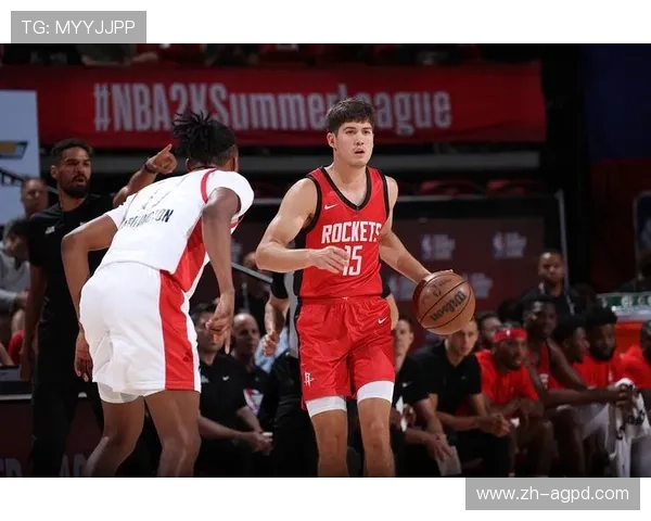 最新火箭队比赛实况报道与数据统计